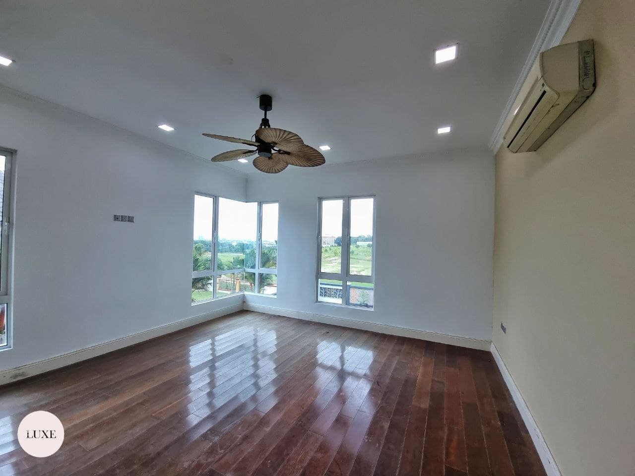 SPACIOUS Bungalow Bangi Golf Resort with pool - photo 8