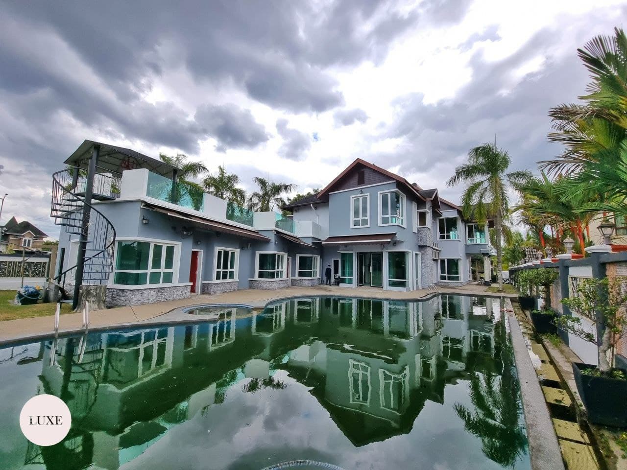 SPACIOUS Bungalow Bangi Golf Resort with pool - photo 13