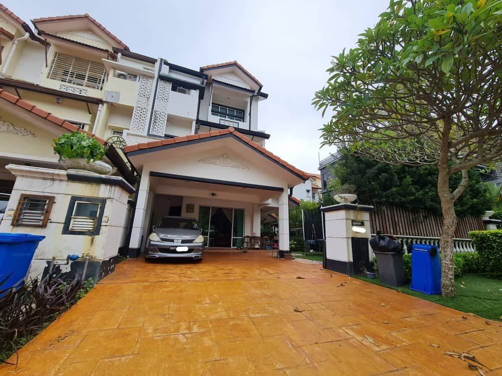 CORNER LOT 3 Storey Anjung Sari Setia Alam U13 - photo 11