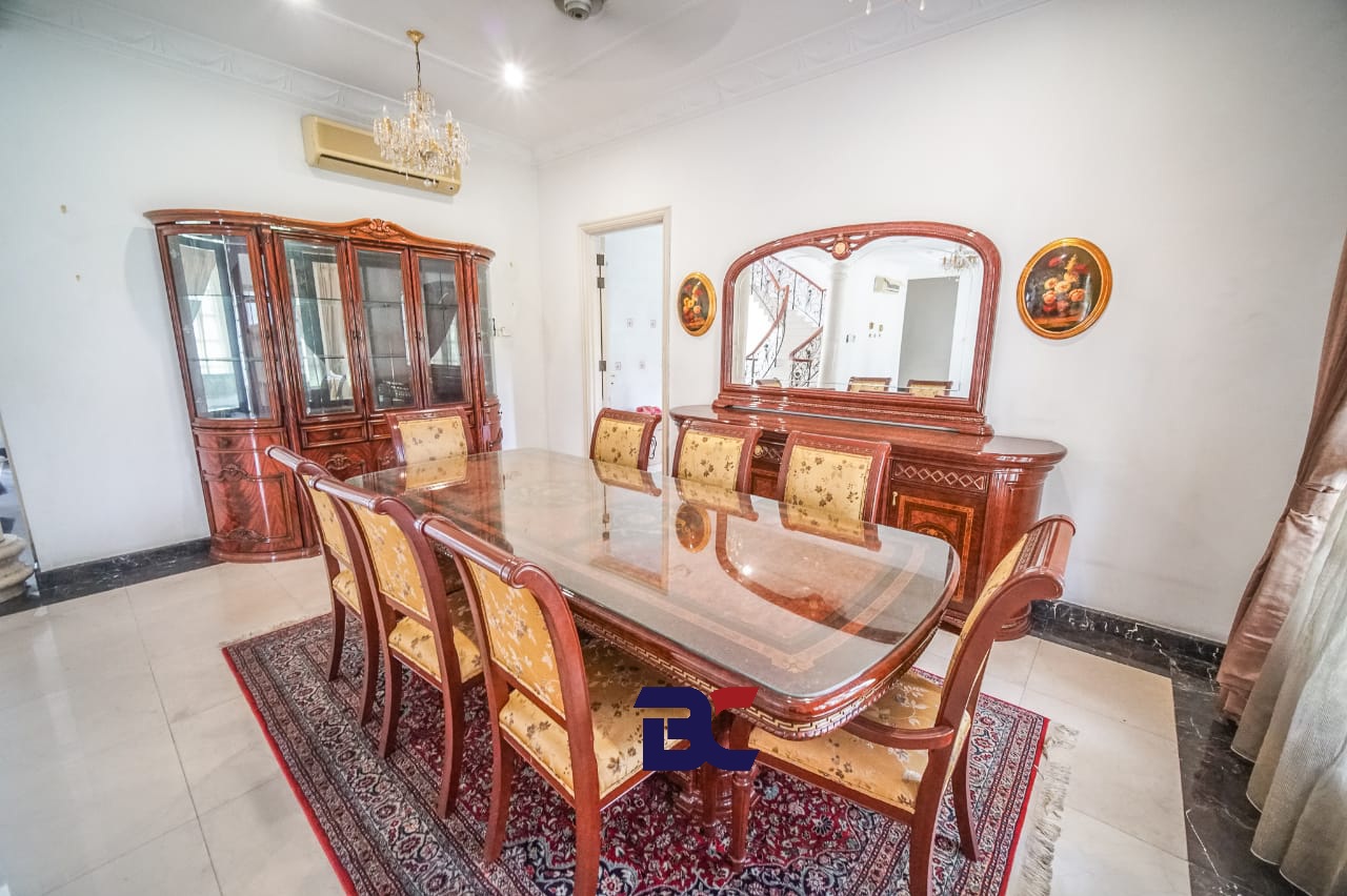 SPACIOUS Bungalow Saujana Glenmarie Shah Alam - photo 3