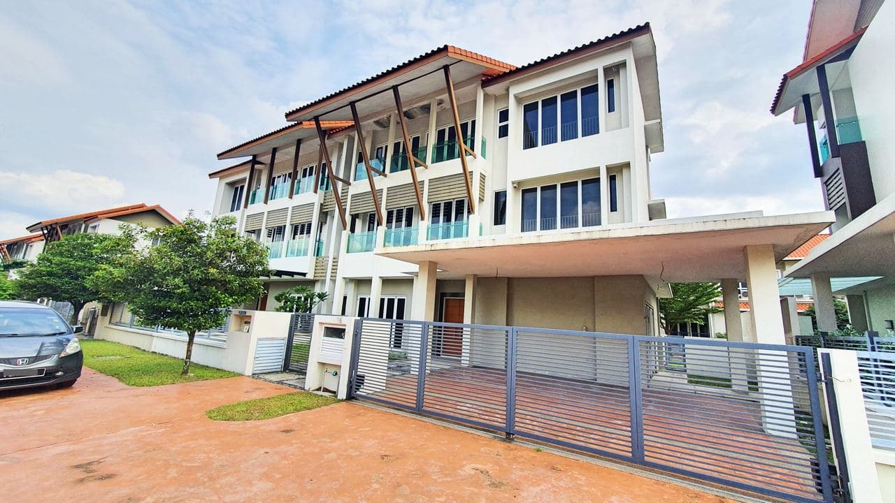 EXCLUSIVE 3 Storey Temasya Citra Glenmarie Saujana