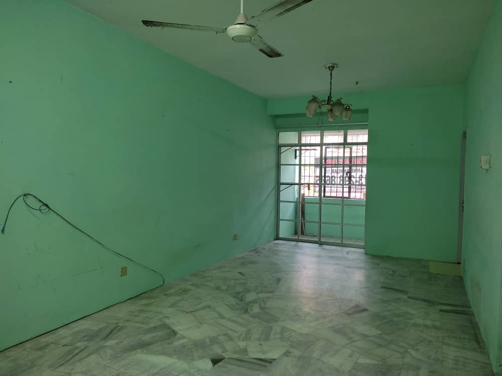 TINGKAT 1 JER Apartment Nuri U5 Subang Bestari - photo 2