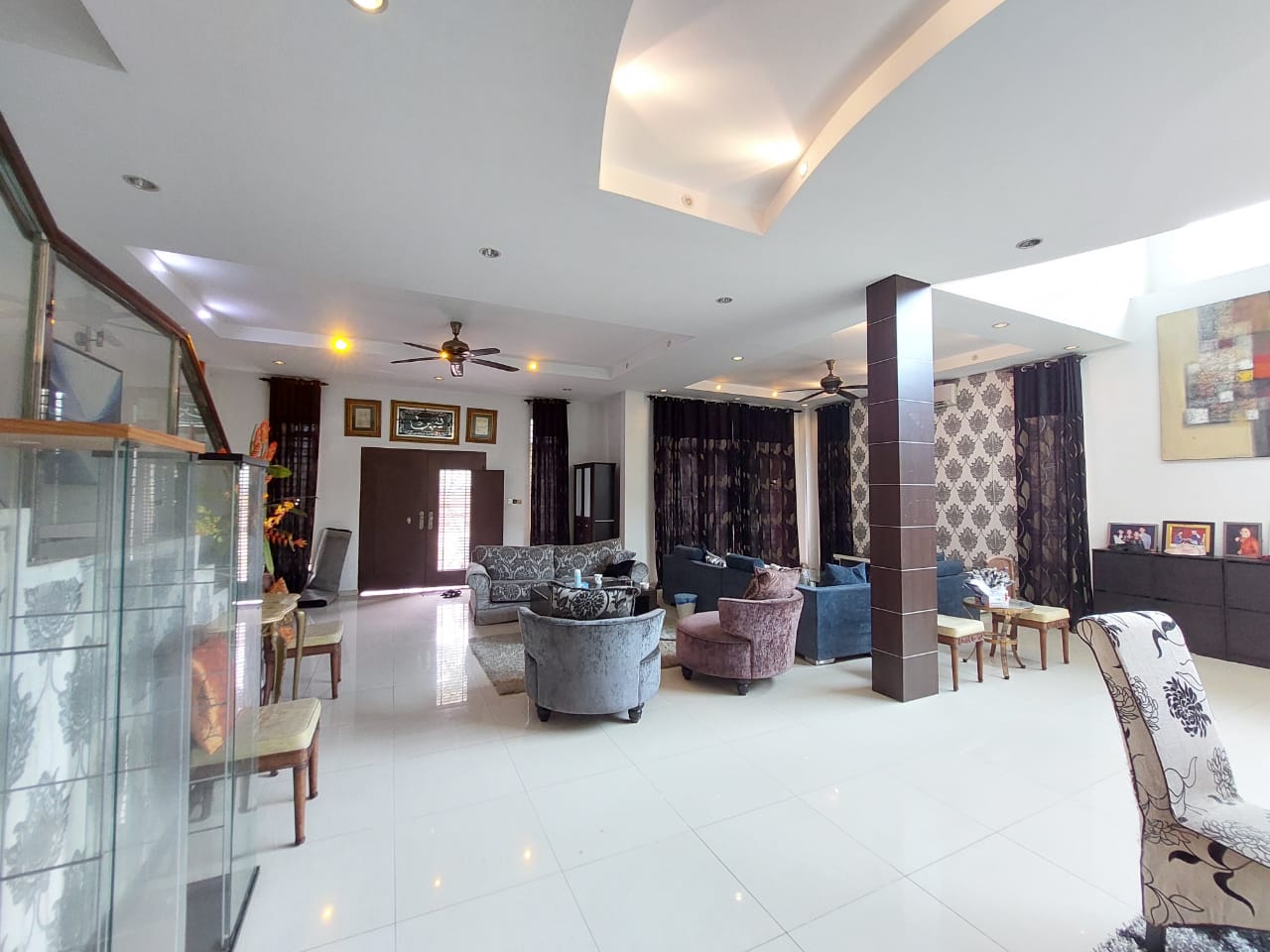 CORNER Fully Reno 2 Storey Seksyen 19 Shah Alam - photo 4