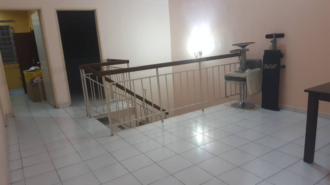 RENOVATED 2 Storey Taman Pinggiran Subang Bestari - photo 5