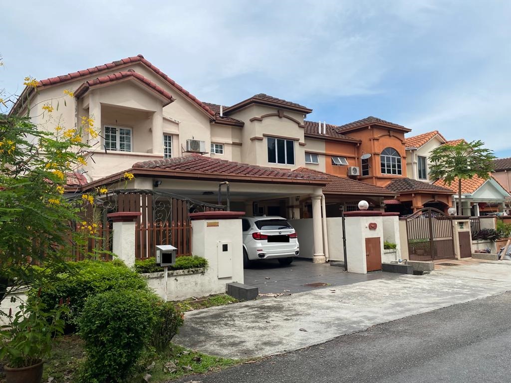 AWESOME 2Storey Endlot Renovated Usj18 Subang Jaya - photo 2