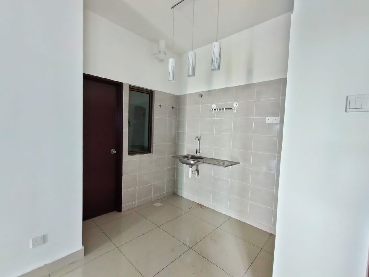 2 PARKING Residensi Zamrud Jln Reko KTM MRT Kajang - photo 4