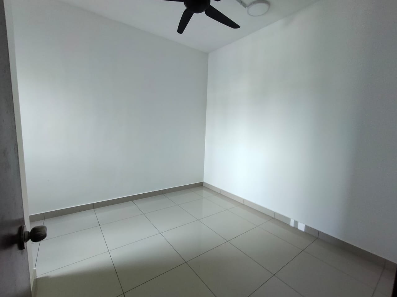 2 PARKING Residensi Zamrud Jln Reko KTM MRT Kajang - photo 5