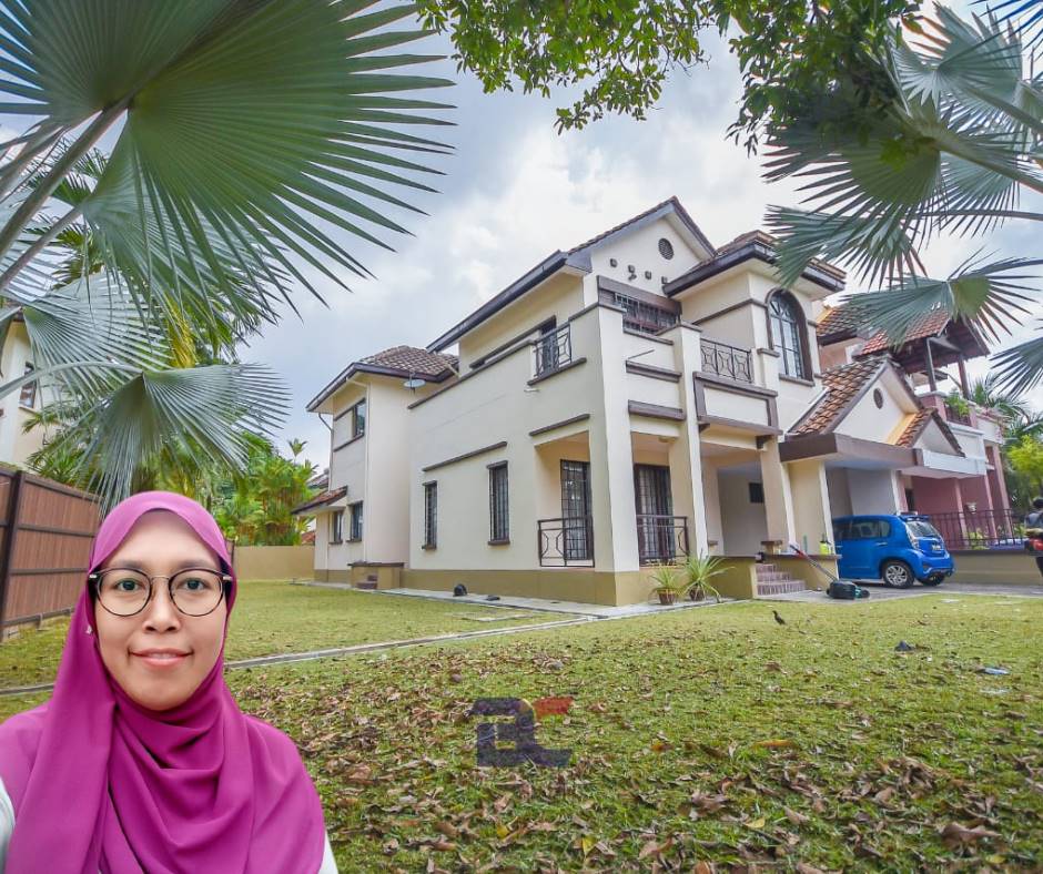HUGE LAND Semi D Oncidium Heights Kota Kemuning