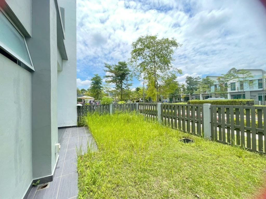 MODERN Superlink Liu Li Garden Setia Eco Glades - photo 2
