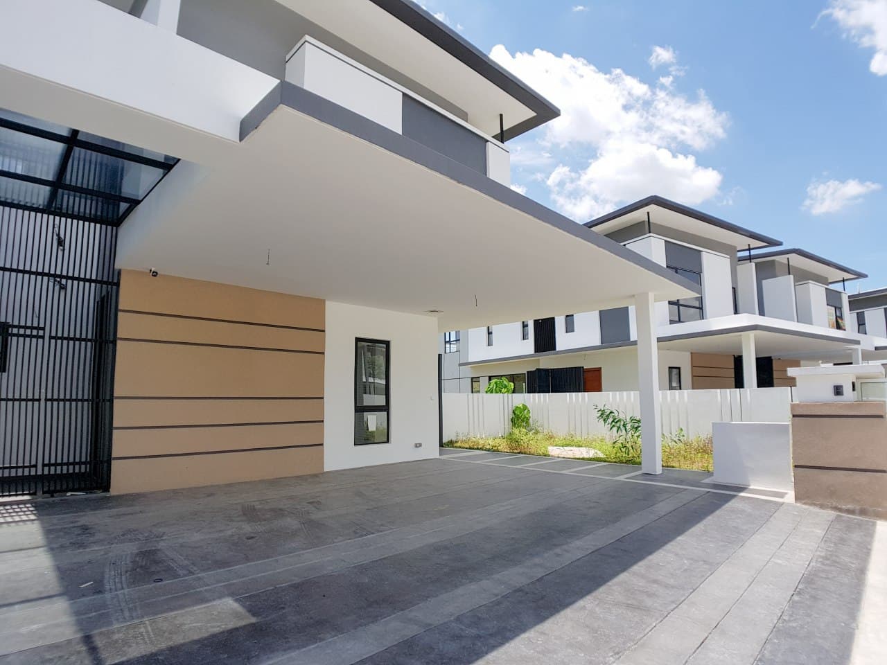 EXCLUSIVE Semi D Cheria Residence Tropicana Aman