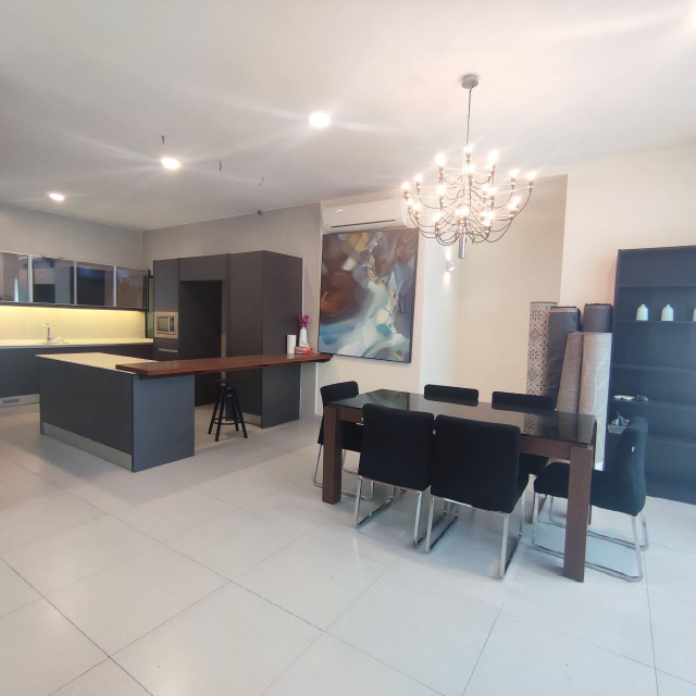 ENDLOT Semi D Fully Renovated Citrina Alam Impian