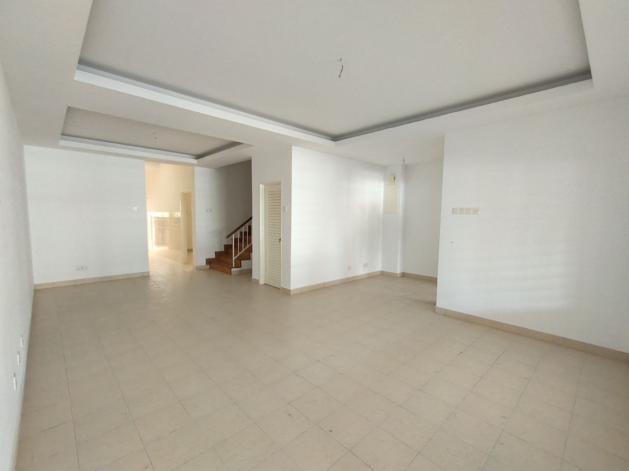 RENOVATED 2 Storey Linkhouse Dillenia Denai Alam - photo 2