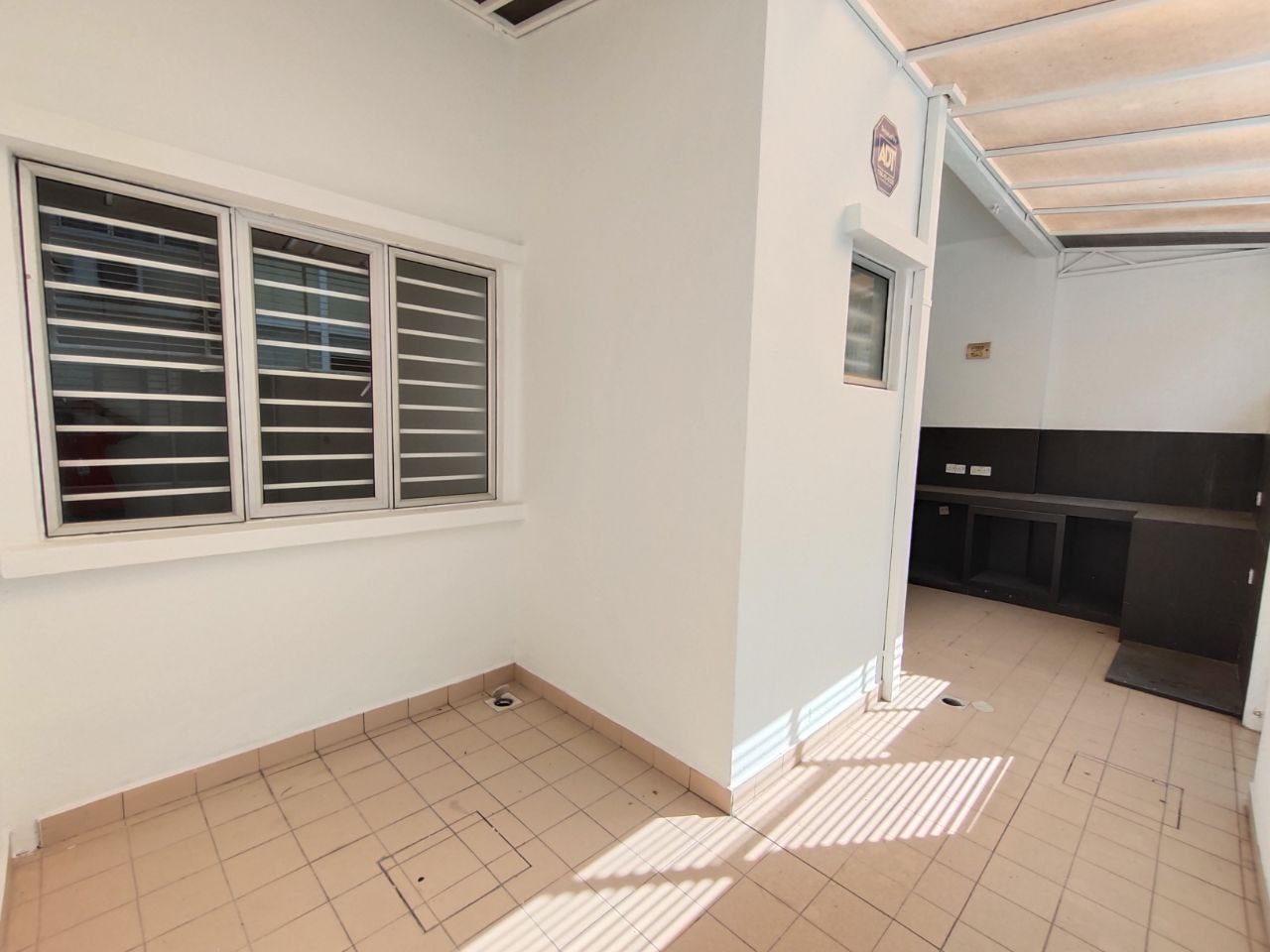 RENOVATED 2 Storey Linkhouse Dillenia Denai Alam - photo 11