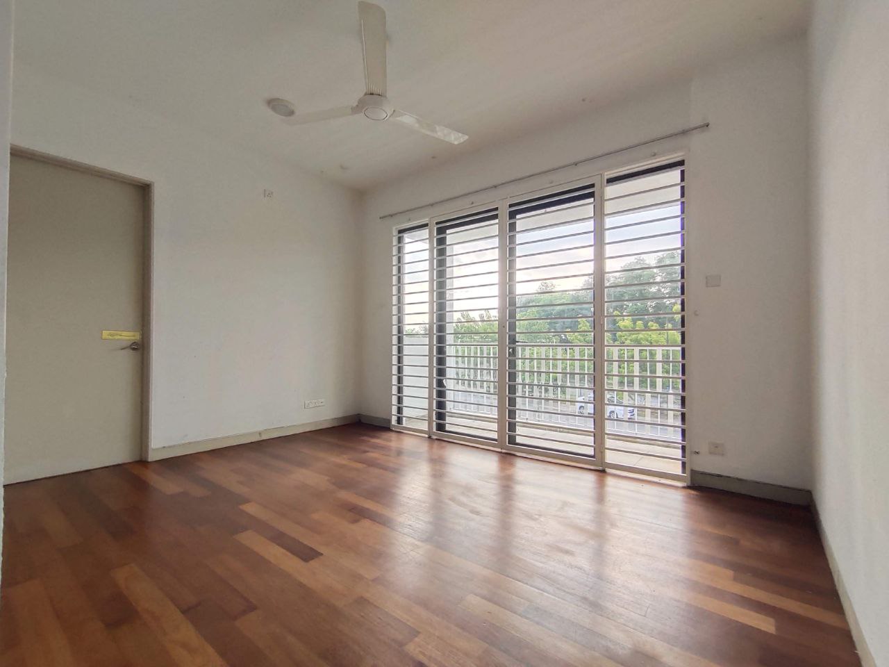 FACING OPEN 2 Storey Corner Tenun Alam Impian - photo 8
