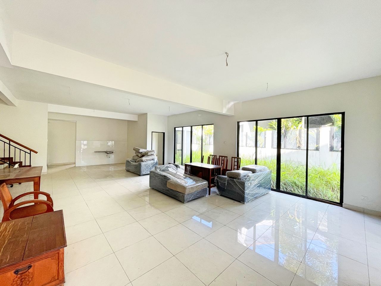 HUGE XTRA LAND 2 Storey Saffron Hill Denai Alam - photo 2
