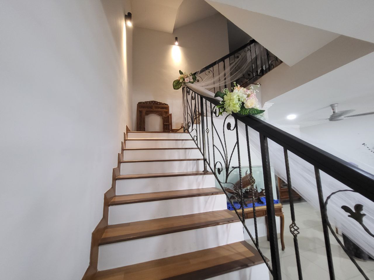 FACING OPEN 3 Storey Anjung Sari Setia Alam - photo 6