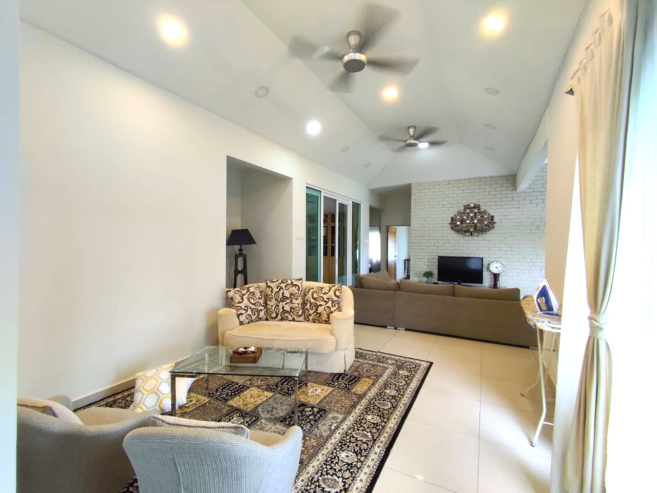 CORNER Fully Renovated Bandar Saujana Putra BSP 7 - photo 3