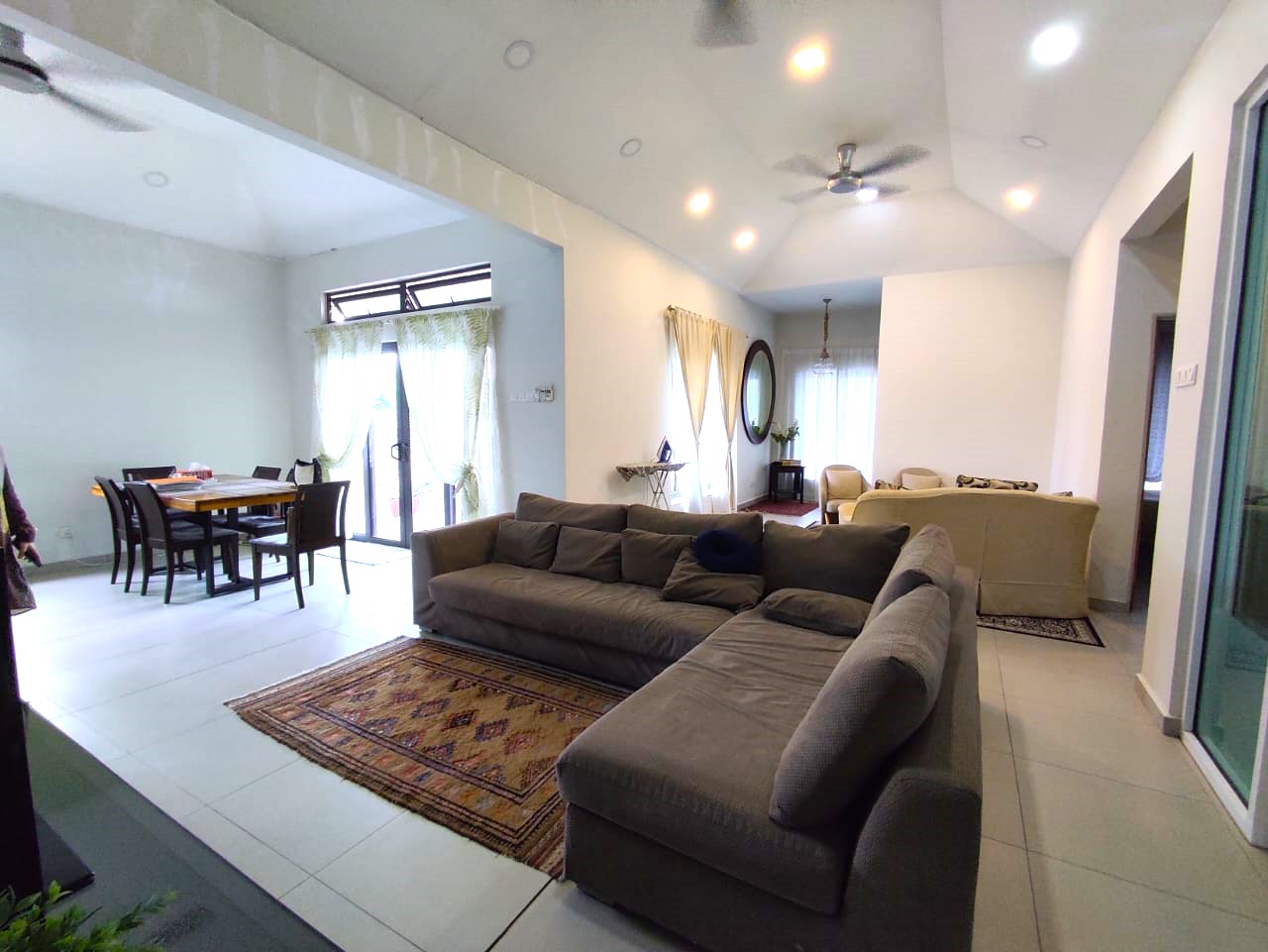 CORNER Fully Renovated Bandar Saujana Putra BSP 7 - photo 5