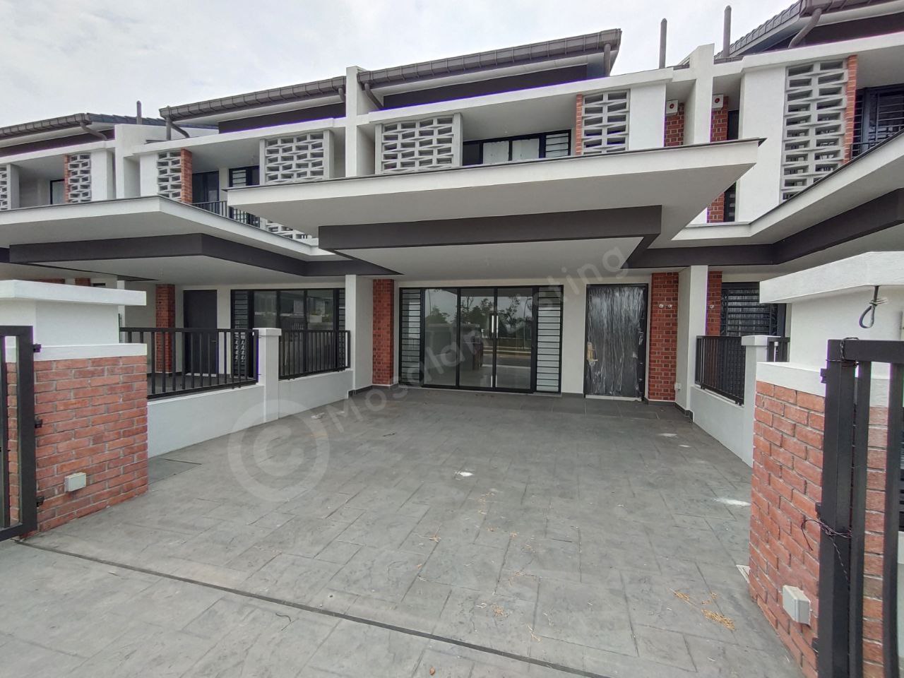 FACING OPEN Superlink Elmina Valley 5 Denai Alam - photo 1