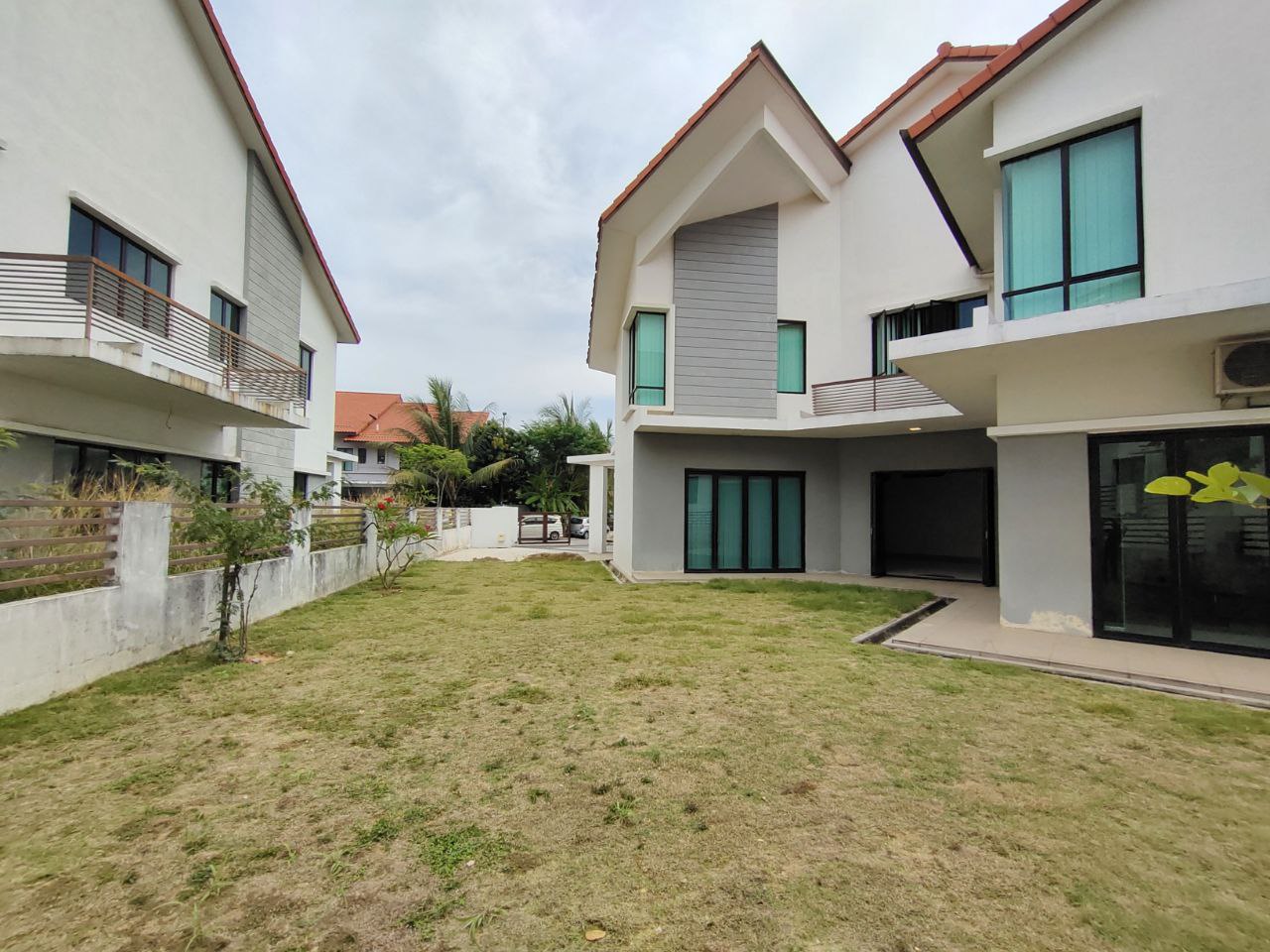 HUGE LAND Superlink Pentas 2 Alam Impian Shah Alam