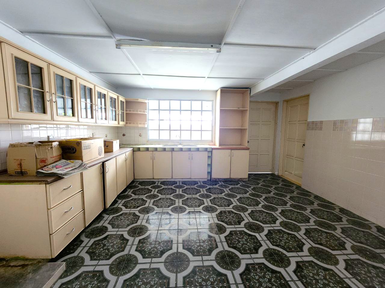 FACING OPEN Double Storey Semi D SS5 Kelana Jaya - photo 7