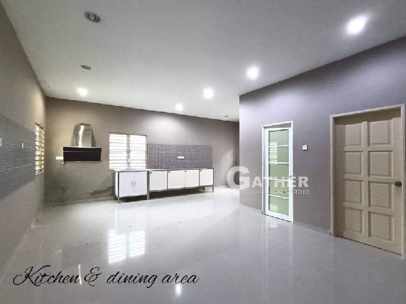2 sty Bungalow Tmn Matahari Naik, Teluk Kumbar  - photo 3