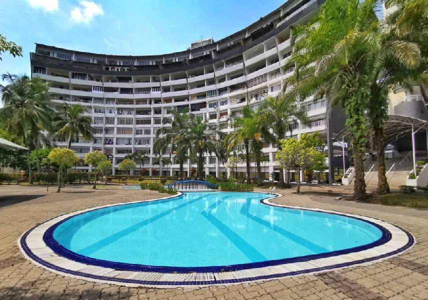 Beautifully Renovated Condo in Bukit Antarabangsa Selangor - photo 3