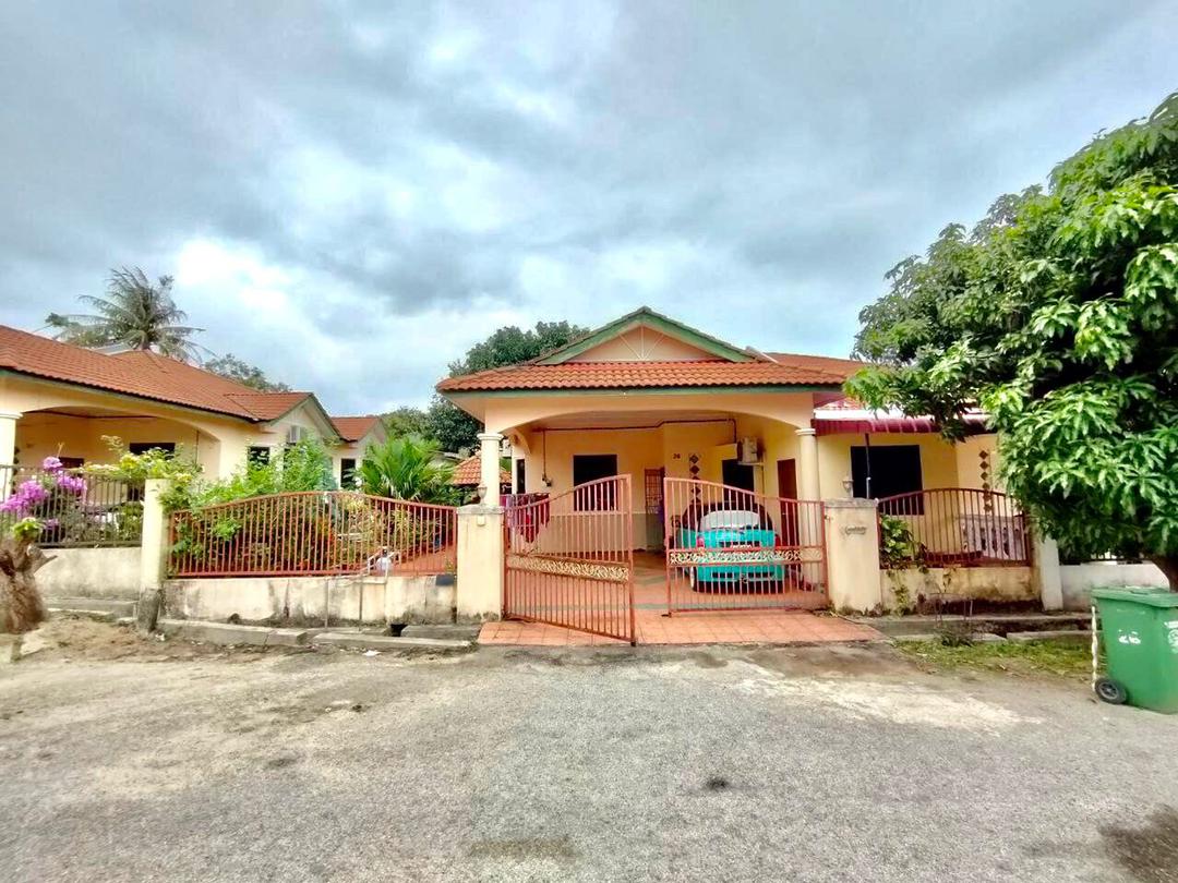 STRATEGIC LOCATION Single Storey SemiD Pelindung
