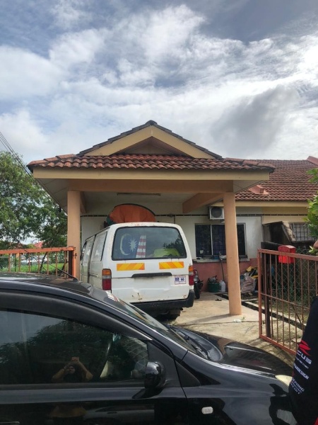 CORNER LOT Teres Setingkat Indera Sempurna Kuantan