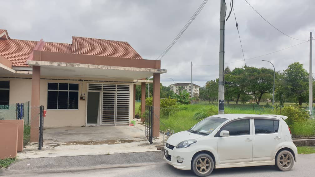 CORNERLOT Teres Setingkat Pandan Makmur KUANTAN