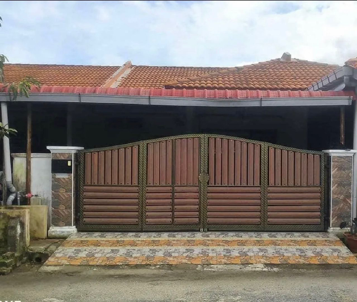 *RUMAH TERES SETINGKAT DI INDERA SEMPURNA,KUANTAN, PAHANG