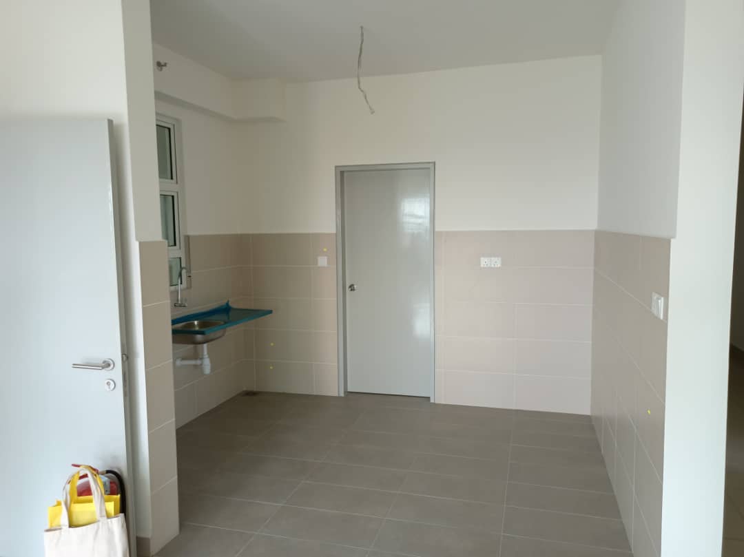BRAND NEW CORNER LOT RESIDENSI SUASANA - photo 4