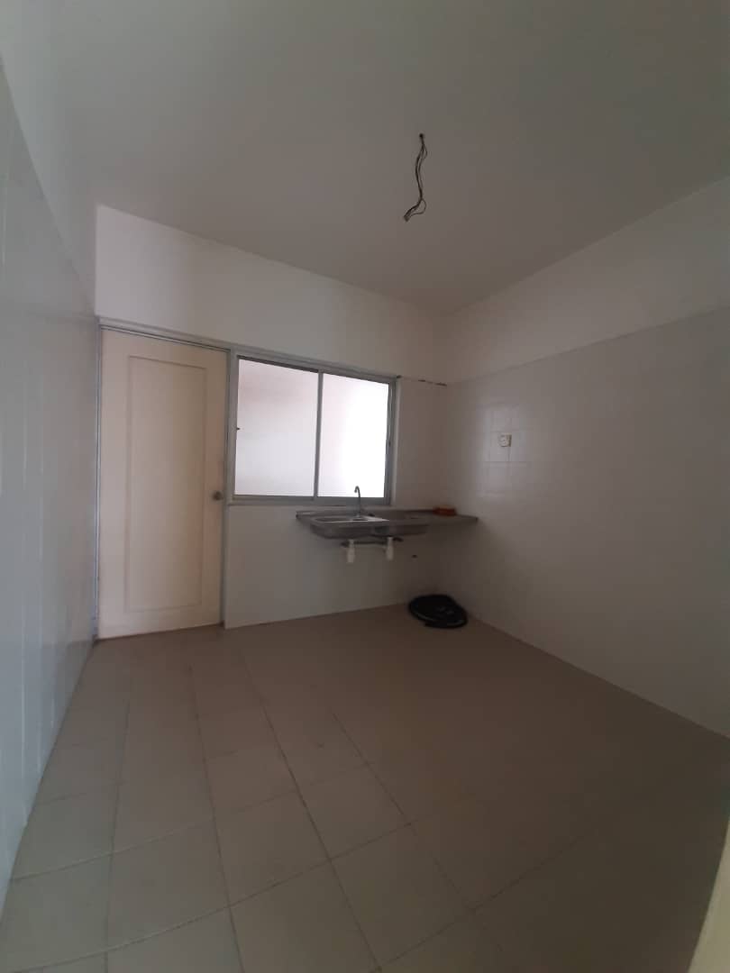 Villa Makmur Condominium, Jalan Dutamas Raya - photo 5
