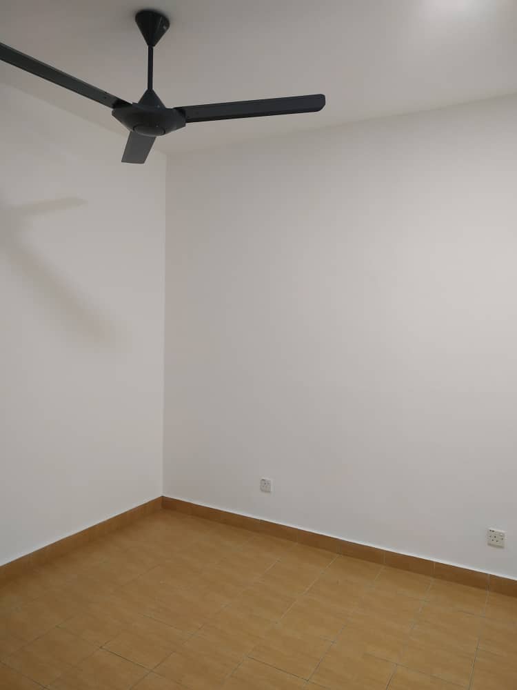 Villa Makmur Condominium, Jalan Dutamas Raya - photo 10