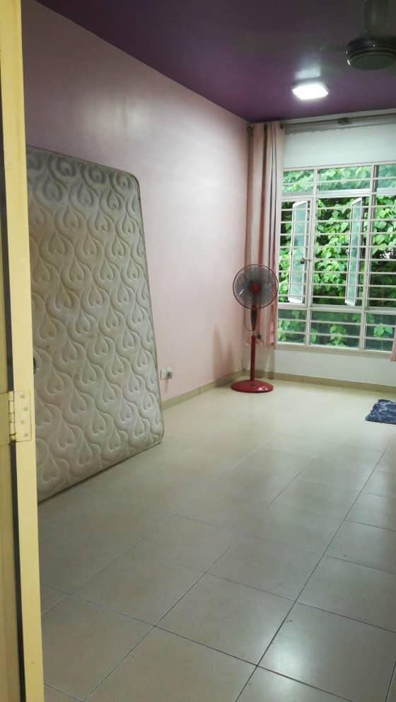 Semarak, Penaga Condominium, Taman Raintree - photo 5