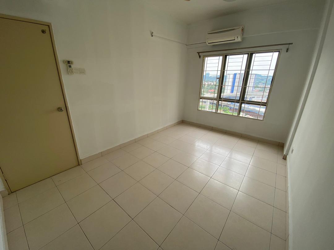1 Petaling Residences, Petaling Jaya Kuala Lumpur - photo 3