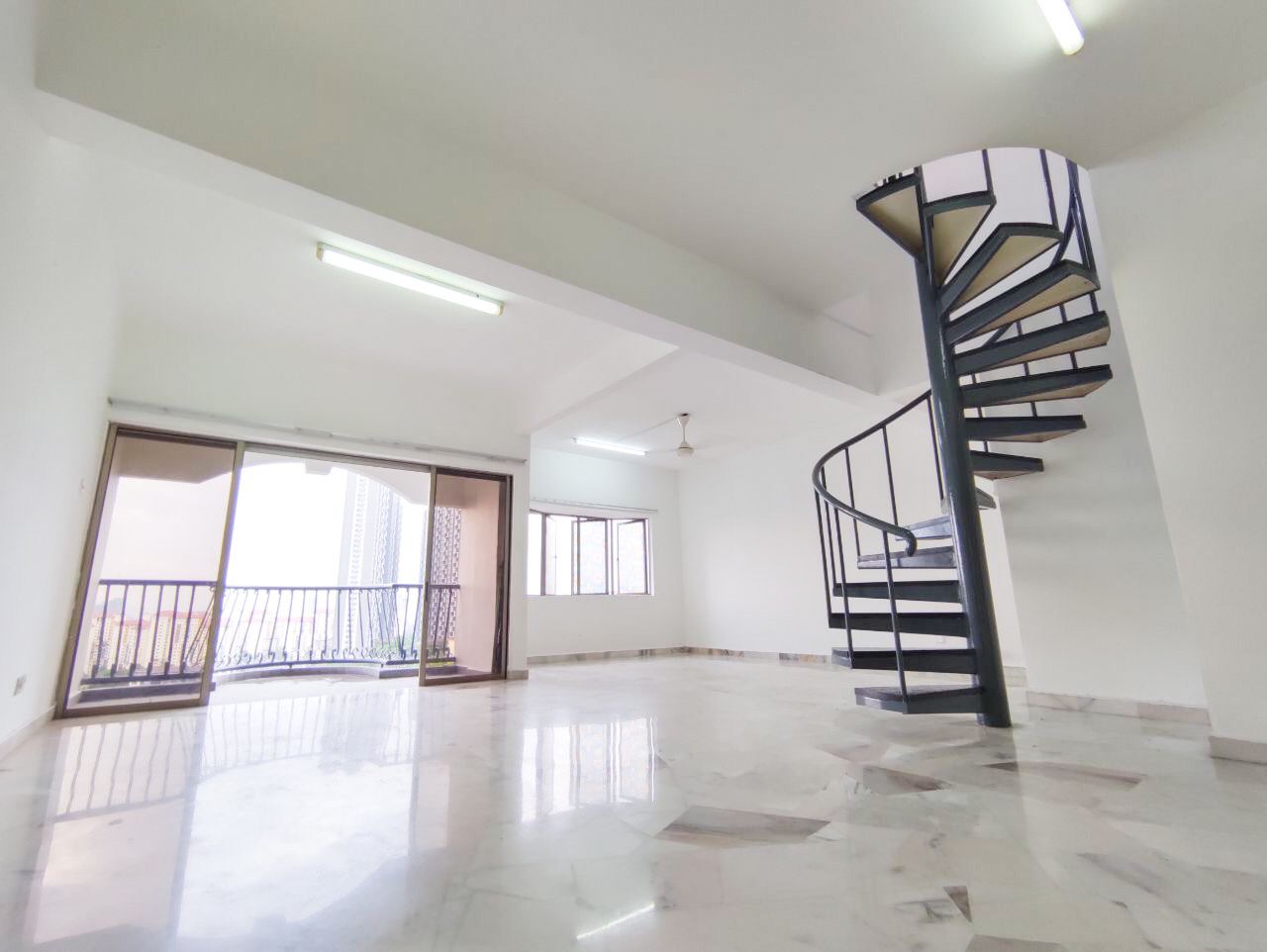 PENTHOUSE SRI KINABALU CONDO WANGSA MAJU KUALA LUM