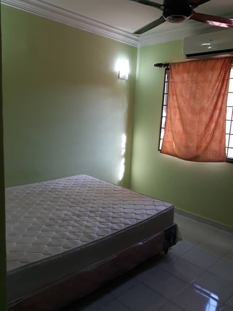 APARTMENT BAYU, RENOVATED DAMANSARA DAMAI - photo 4
