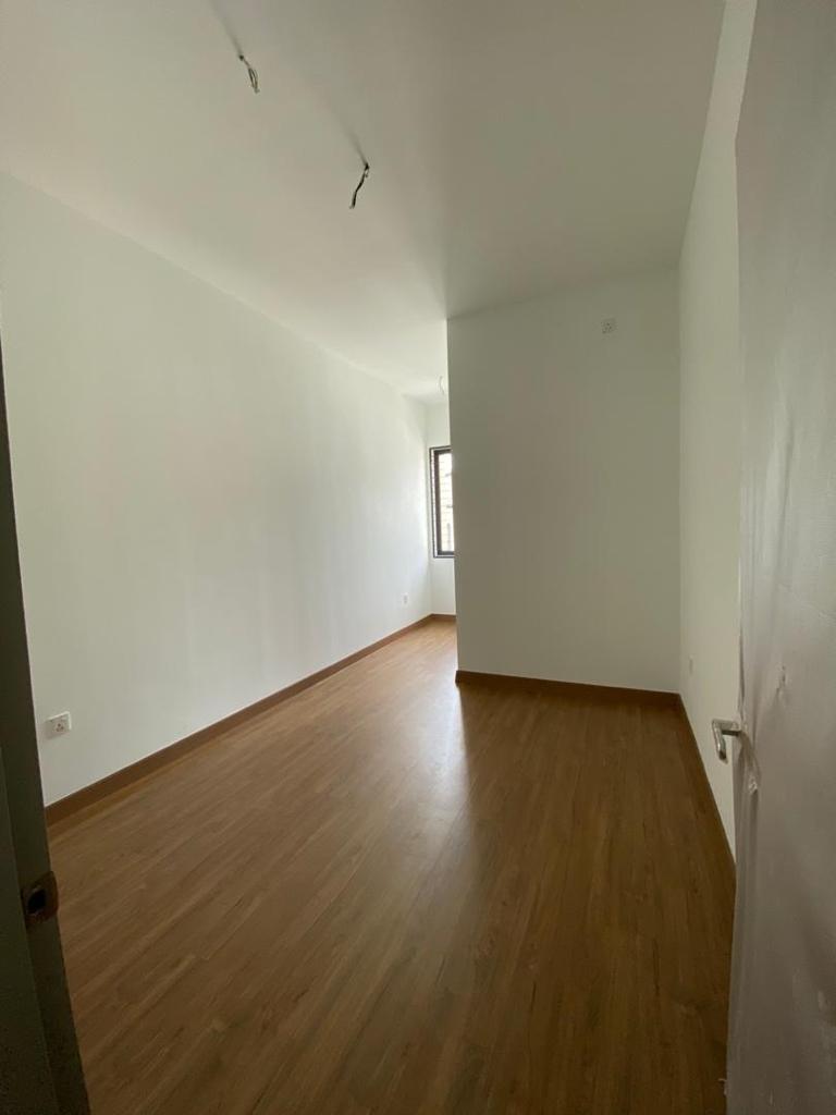 FREEHOLD Near Playground 2 Storey Elmina West - photo 5