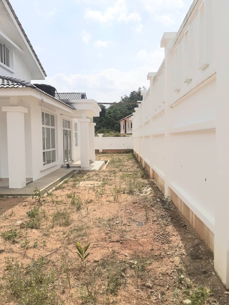 3000 BOOKING INDIVIDUAL Sg Merab 1 Storey Bungalow - photo 5