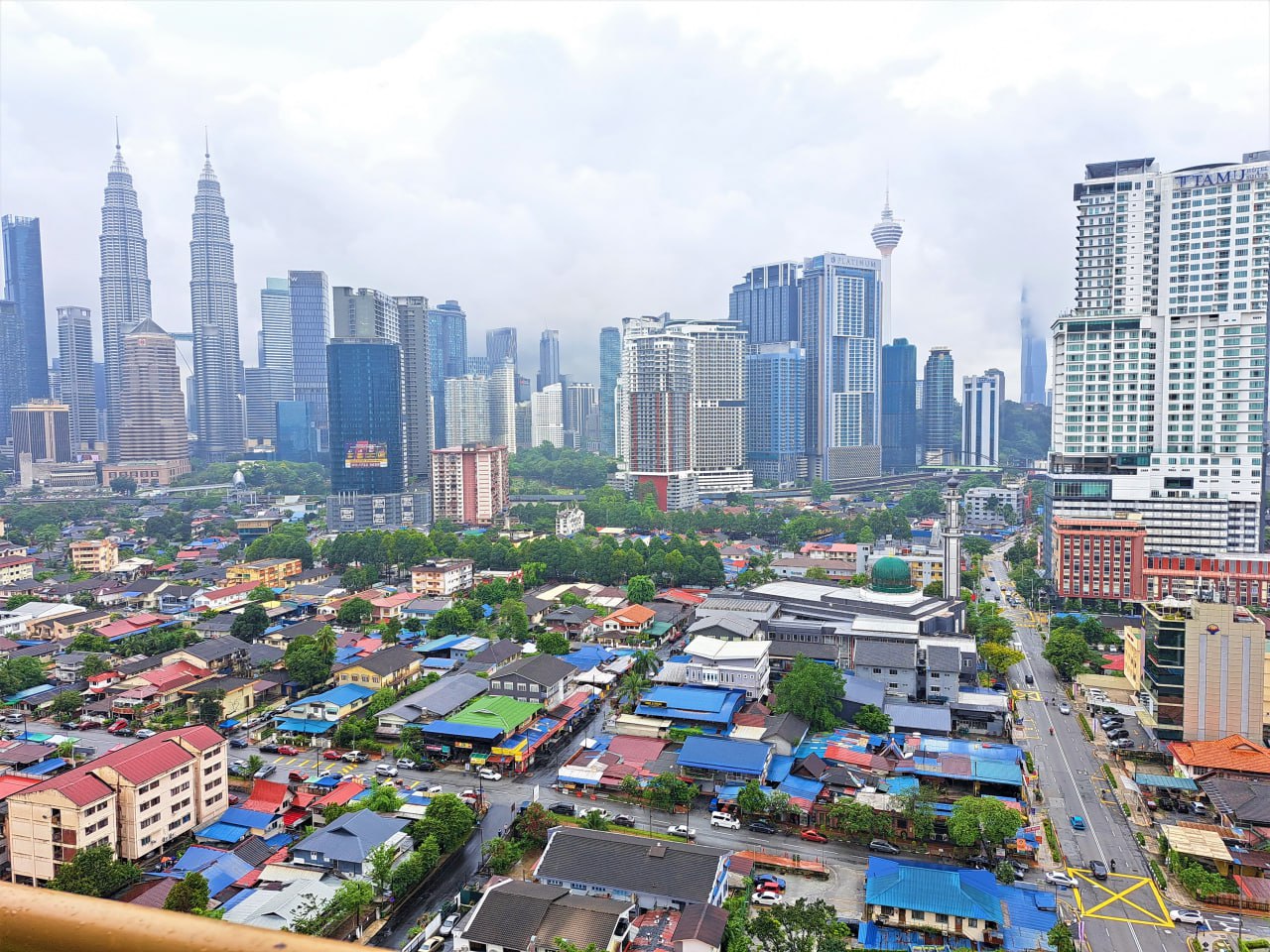 Plaza RAH Condominium Kampung Baru - photo 5
