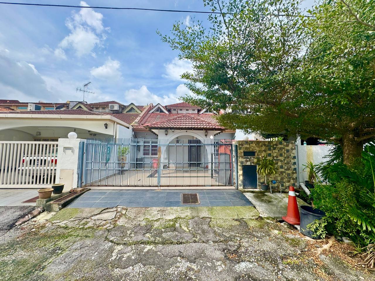 1 Half Storey Terrace House, USJ 2 Subang Jaya