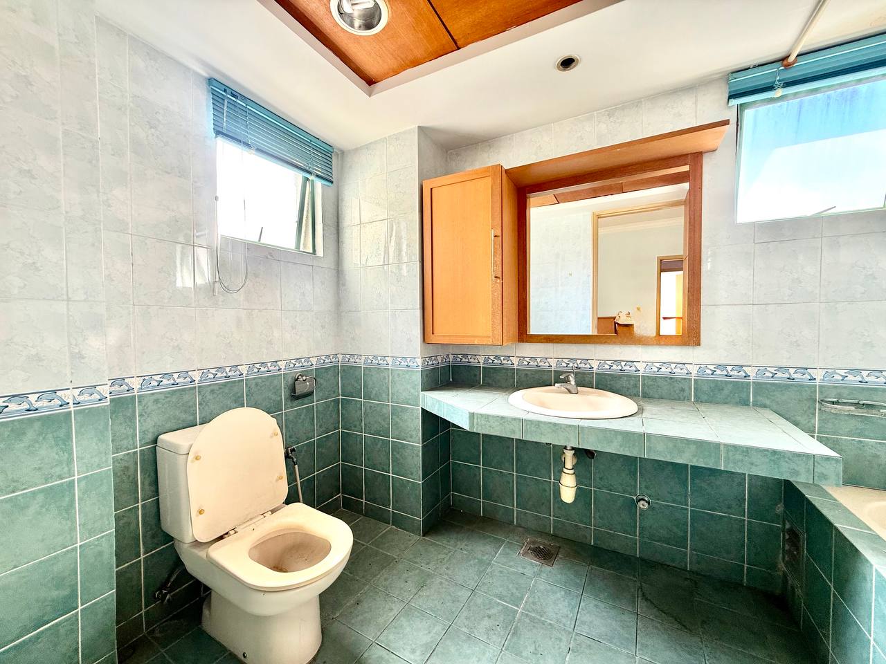 Lanai Gurney Condominium Keramat - photo 7