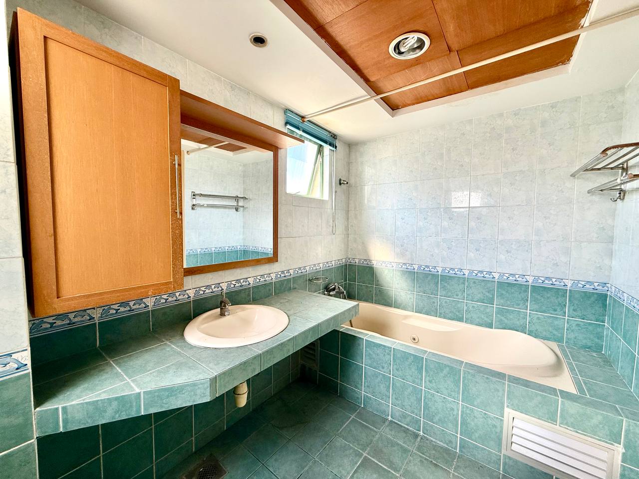 Lanai Gurney Condominium Keramat - photo 10