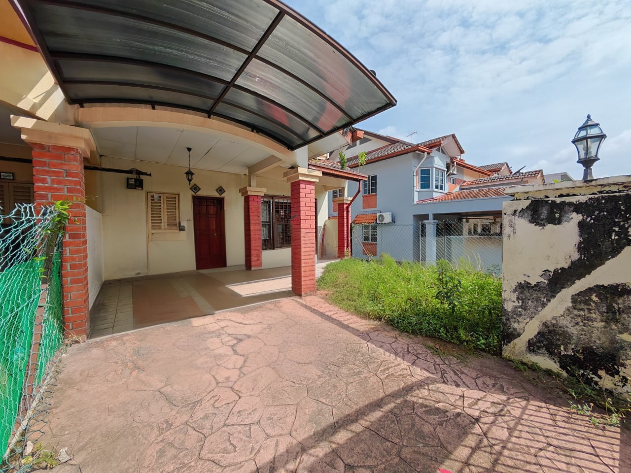 2 Storey Terrace House Bandar Tun Hussein Onn 2 - photo 2