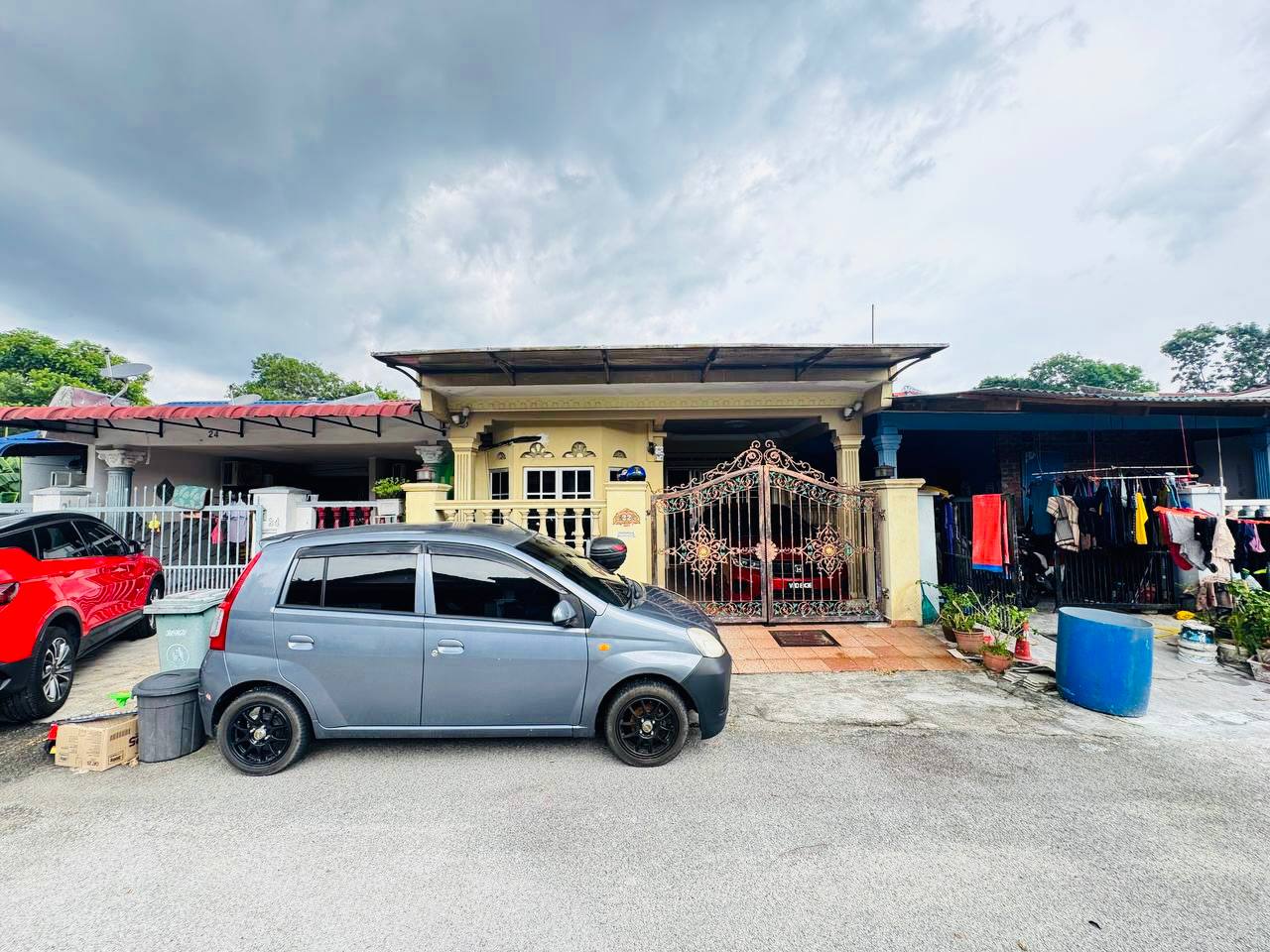 1 Storey Terrace Bandar Kinrara BK4, Puchong - photo 2