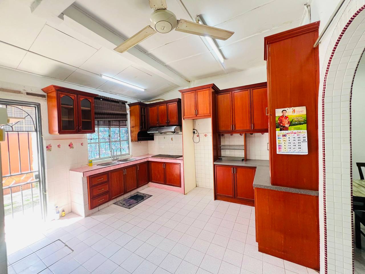 1 Storey Terrace Bandar Kinrara BK4, Puchong - photo 9