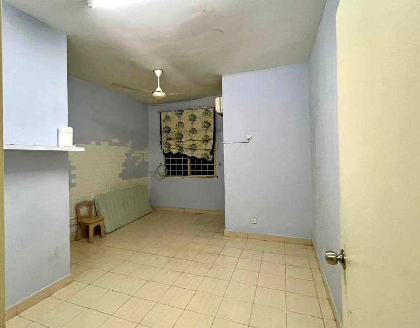 2 Storey Terrace House Bandar Putra Permai - photo 11