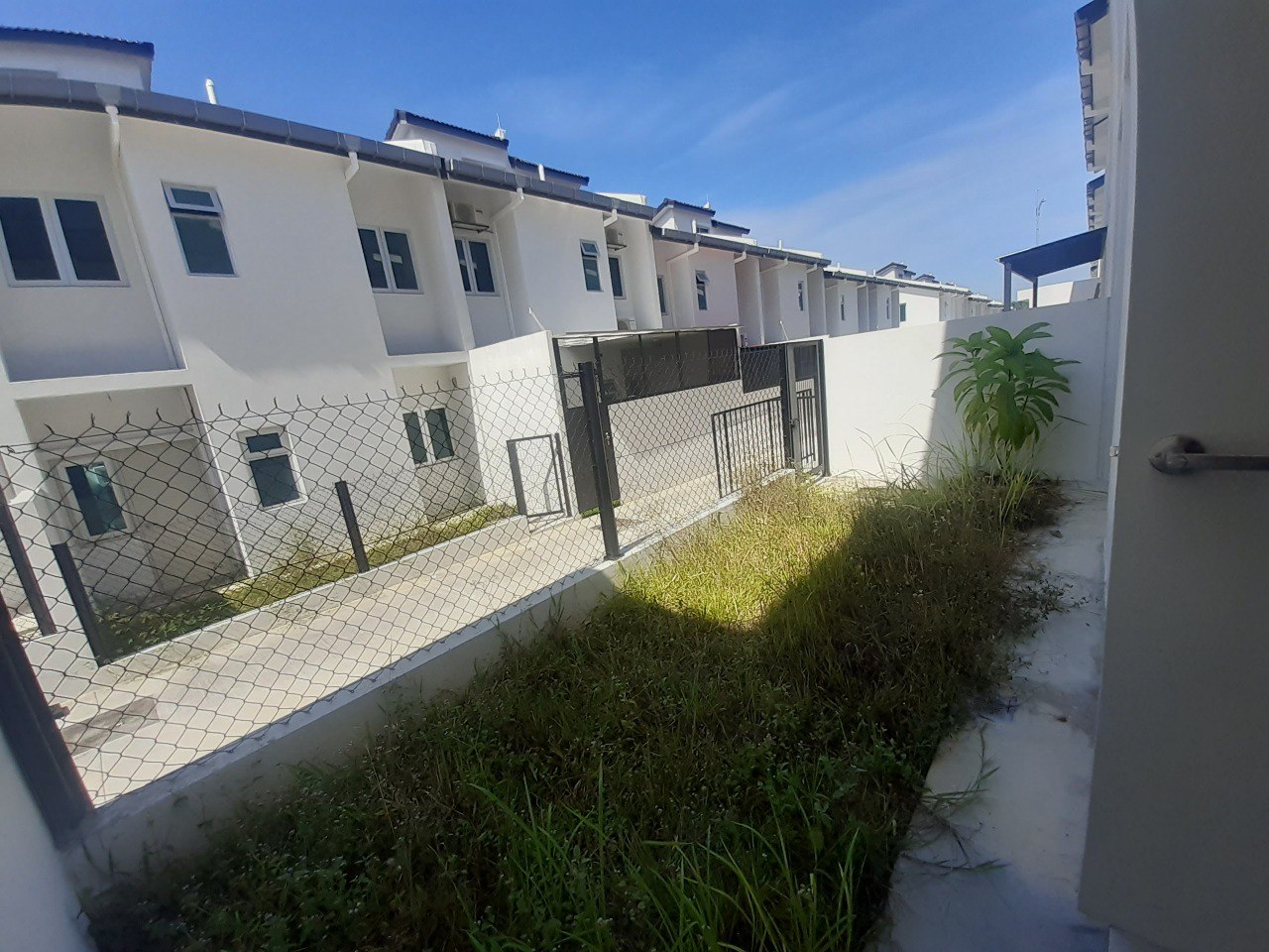 Double Storey Terrace House Serenia City Adiva - photo 3