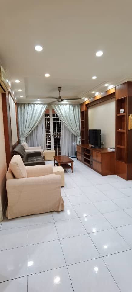 Gold Coast Resort Condominium - photo 5